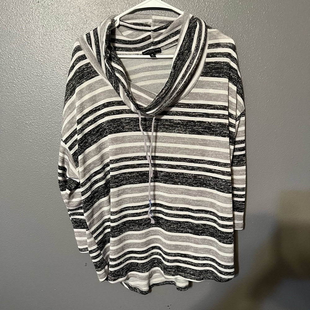 Comfortable shirt light material